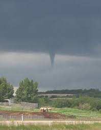 Tornado Warning Lloydminster: Environment Canada Tracks Tornadic Storm Near Lashburn as Watch Covers City